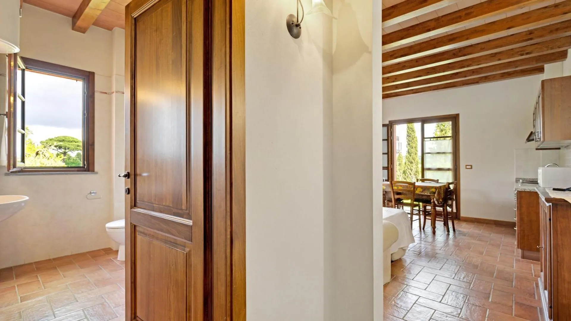 La Bettola Tavern Rooms Restaurant Montopoli in Val dʼArno 0*,